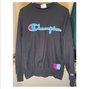 Black crew neck Champion sweatshirt